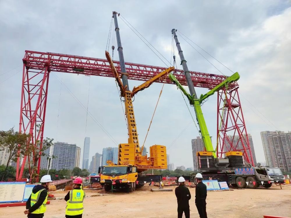 山東龍門(mén)吊、MG型路橋門(mén)式起重機(jī)、工程龍門(mén)吊