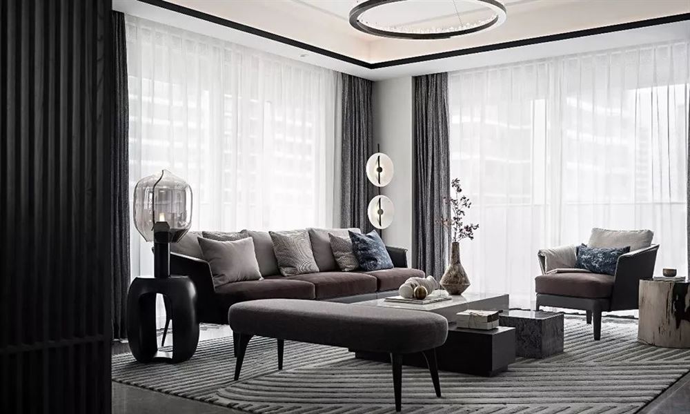 佛山市方直&middot;瓏湖灣新中式風(fēng)格四居室裝修案例