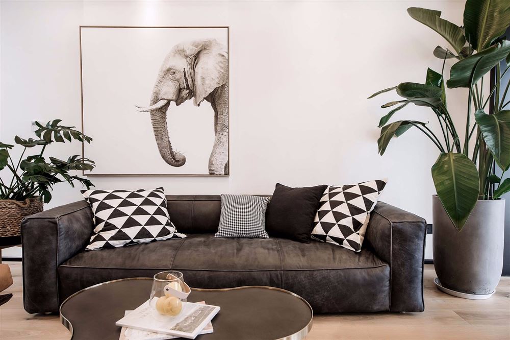 廣州市峰湖御境北歐風格三居室裝修案例