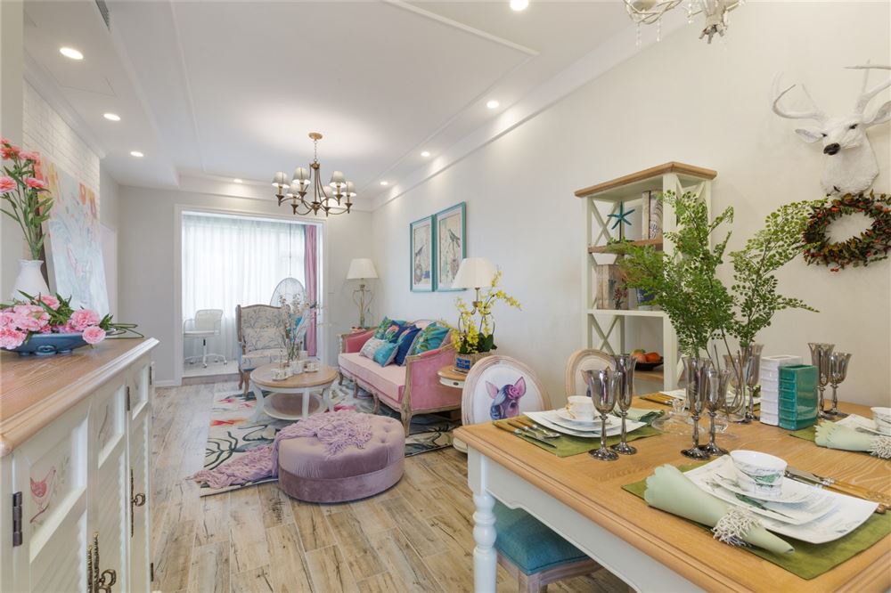 佛山市卓越蔚藍(lán)星宸現(xiàn)代簡約風(fēng)格二居室裝修案例