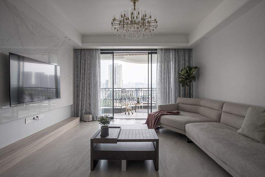 佛山市綠地&middot;拾野川現(xiàn)代風格三居室裝修案例