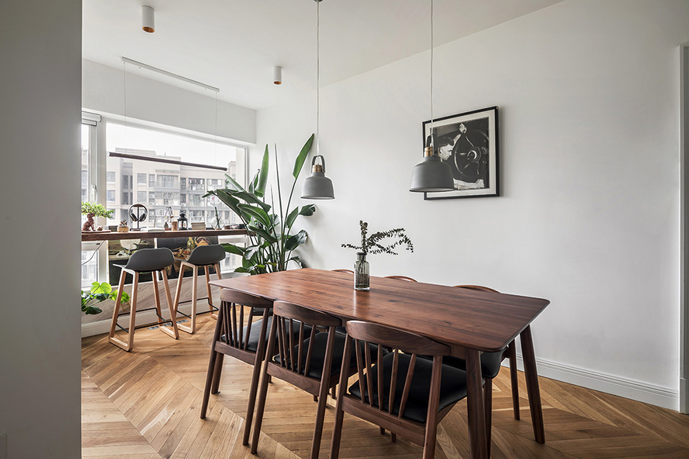 原木北歐風(fēng)室內(nèi)設(shè)計，帶著年輕人奮斗上進(jìn)心裝飾的溫馨小窩-餐廳