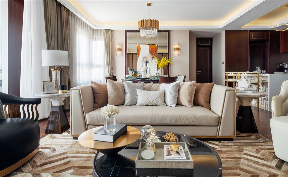 江門市碧華園輕奢風(fēng)格三居室裝修案例