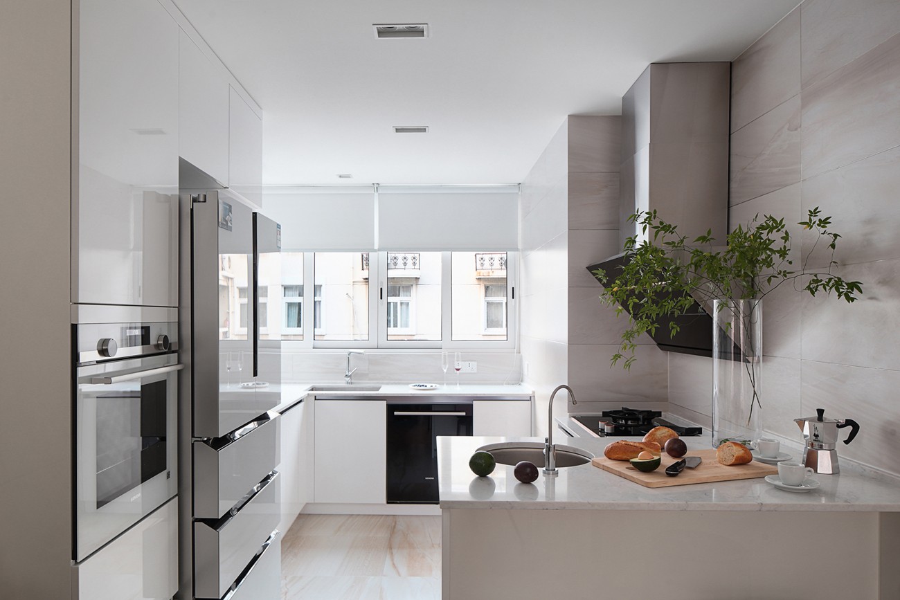 現(xiàn)代簡約風(fēng)格家裝設(shè)計(jì)室內(nèi)裝修效果圖-廚房 現(xiàn)代簡約風(fēng)格家裝設(shè)計(jì)室內(nèi)裝修效果圖-廚房