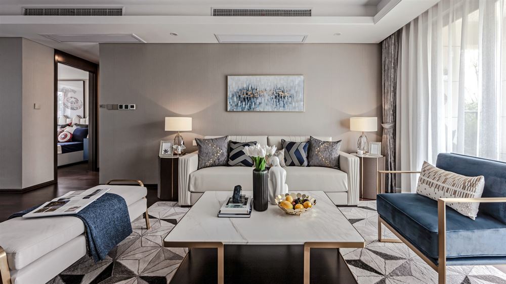 昭通市城南天驕輕奢風格三居室裝修案例