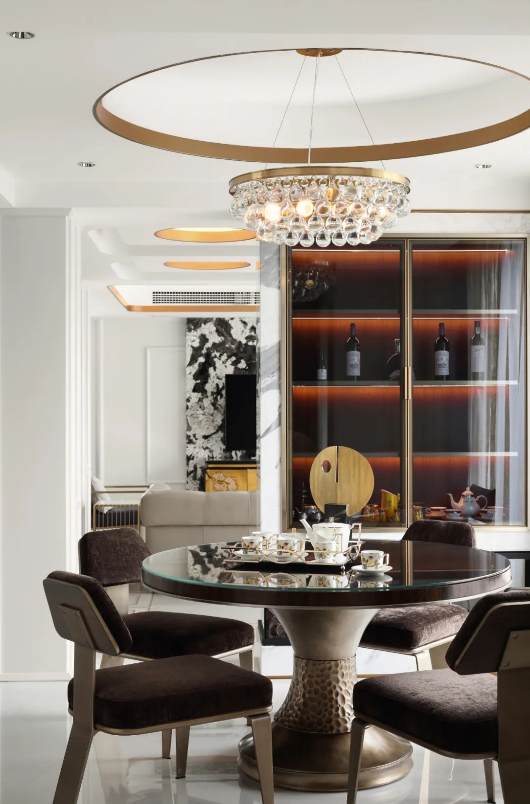 輕奢風(fēng)格家裝設(shè)計(jì)室內(nèi)裝修效果圖-餐廳 輕奢風(fēng)格家裝設(shè)計(jì)室內(nèi)裝修效果圖-餐廳