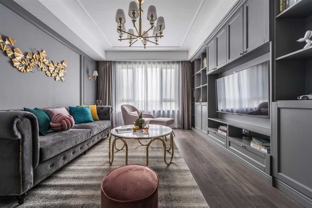 廣州市中?；ǔ菫齿p奢風格二居室裝修案例