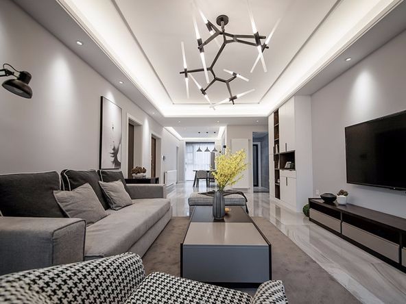 廣州市保利紫薇花園現(xiàn)代簡約風格三居室裝修案例