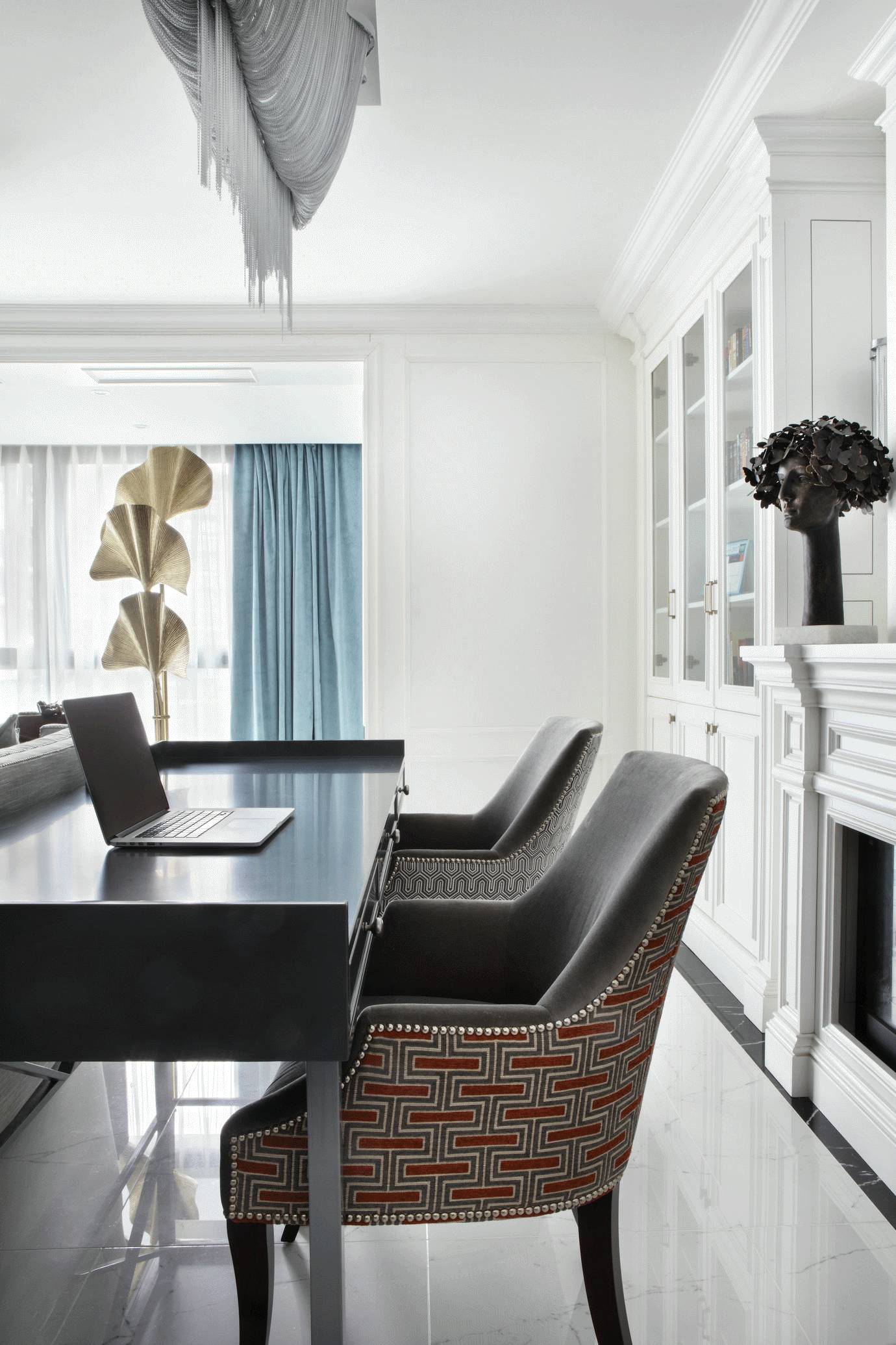 廣州裝修公司歐式輕奢風格室內(nèi)裝修效果圖-書房 廣州裝修公司歐式輕奢風格室內(nèi)裝修效果圖-書房