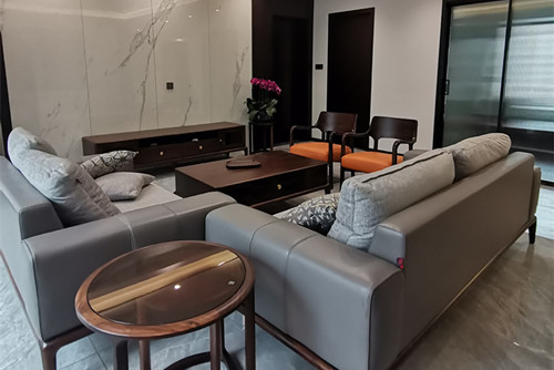 德陽市雍錦坊現(xiàn)代簡約風格三居室裝修案例