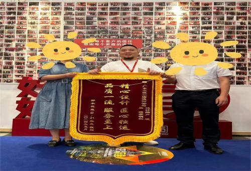 【匠&middot;裝修故事】&ldquo;匠&rdquo;服務(wù)│名匠喜獲業(yè)主送錦旗致謝！